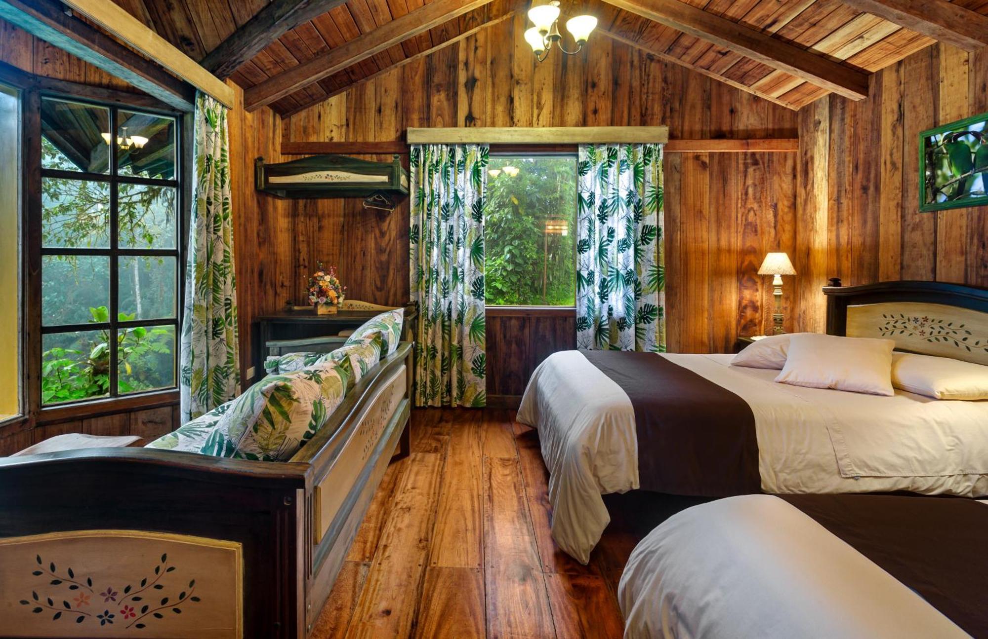 Sachatamia Lodge Mindo Bagian luar foto