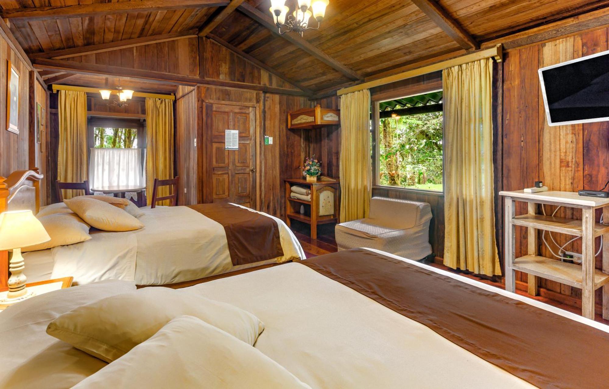 Sachatamia Lodge Mindo Bagian luar foto